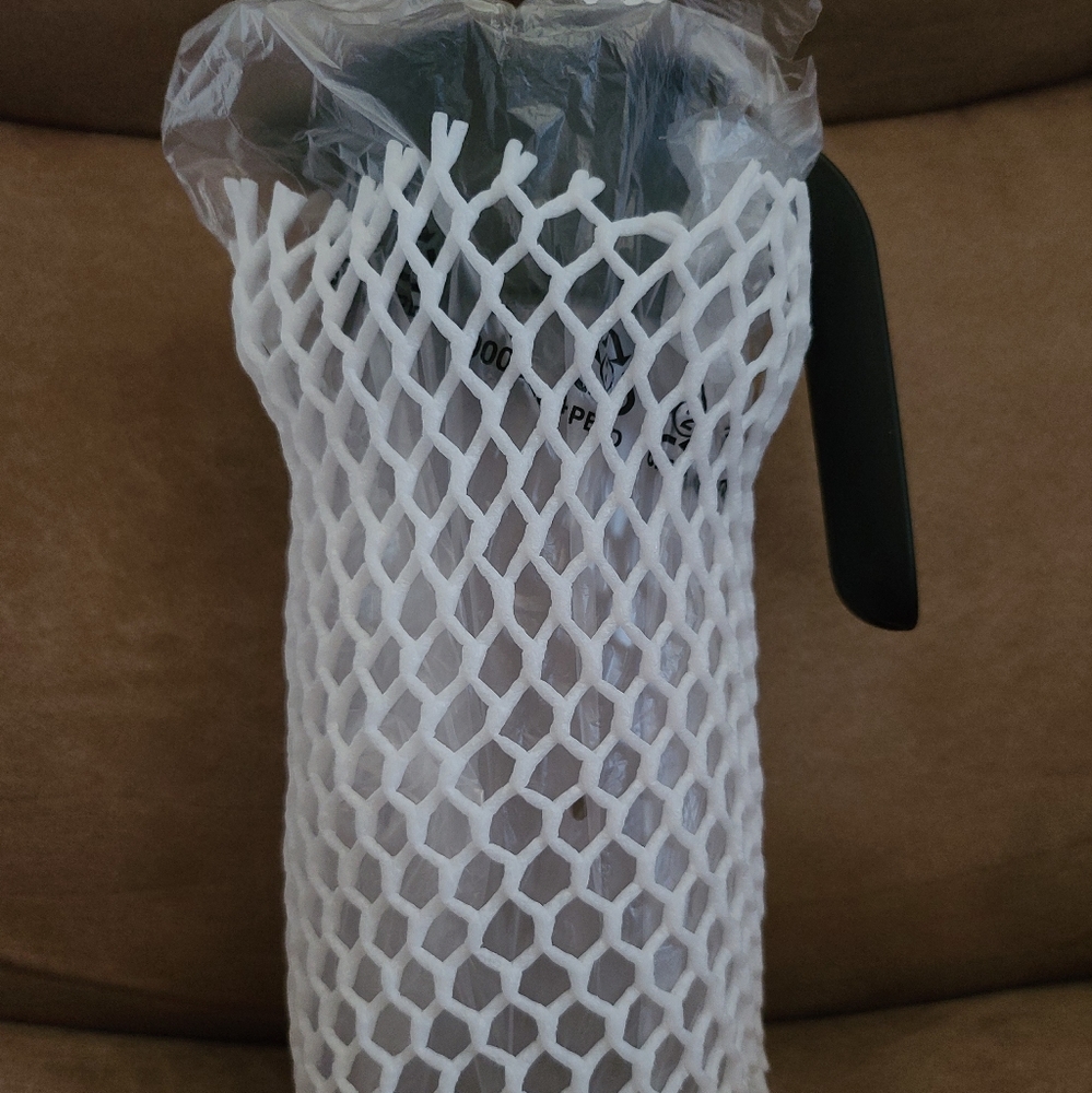 Tupperware Clearly elegant pitcher
